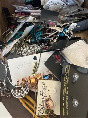 1lb Mystery Jewelry Bag